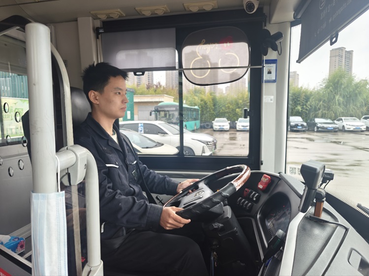 暖心助老，用心服务